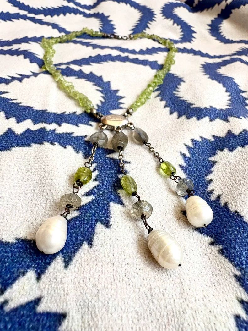 Vivienne Westwood Vivienne Westwood Green Olive Stone Pearl Necklace Size ONE SIZE - 9 Thumbnail