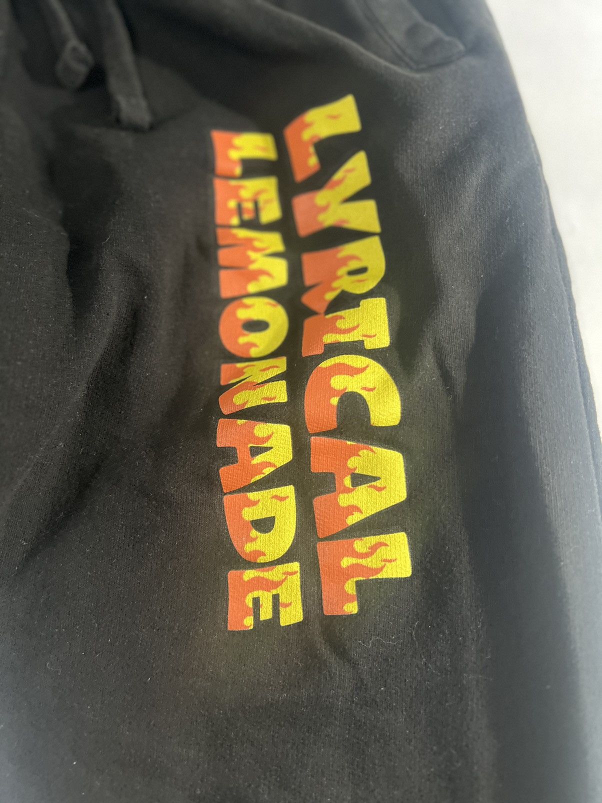 Lyrical Lemonade Lyrical Lemonade Flame Logo Joggers Size US 32 / EU 48 - 2 Thumbnail