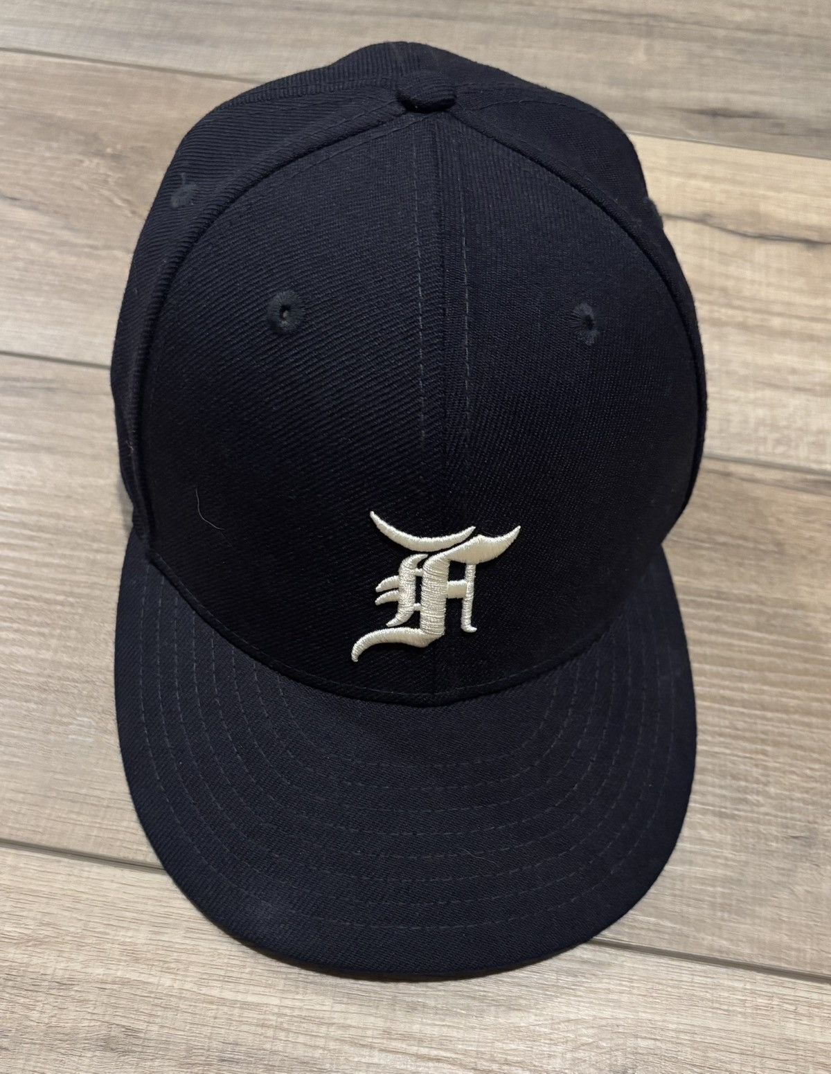 New Era New Era x Fear Of God Navy Blue 59FIFTY Fitted Cap Size ONE SIZE - 1 Thumbnail