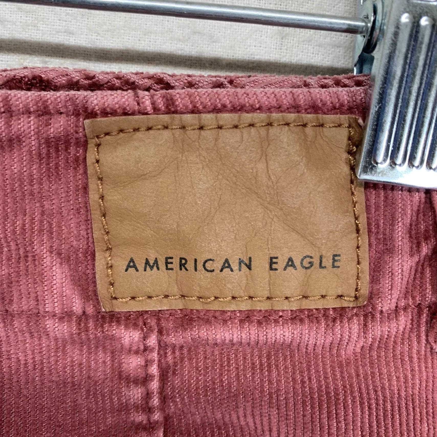 American Eagle Outfitters American Eagle Women's Mini Skirt Size 4 Red Corduroy Stretch Casual 90s Preppy Size 27" / US 4 / IT 40 - 3 Thumbnail