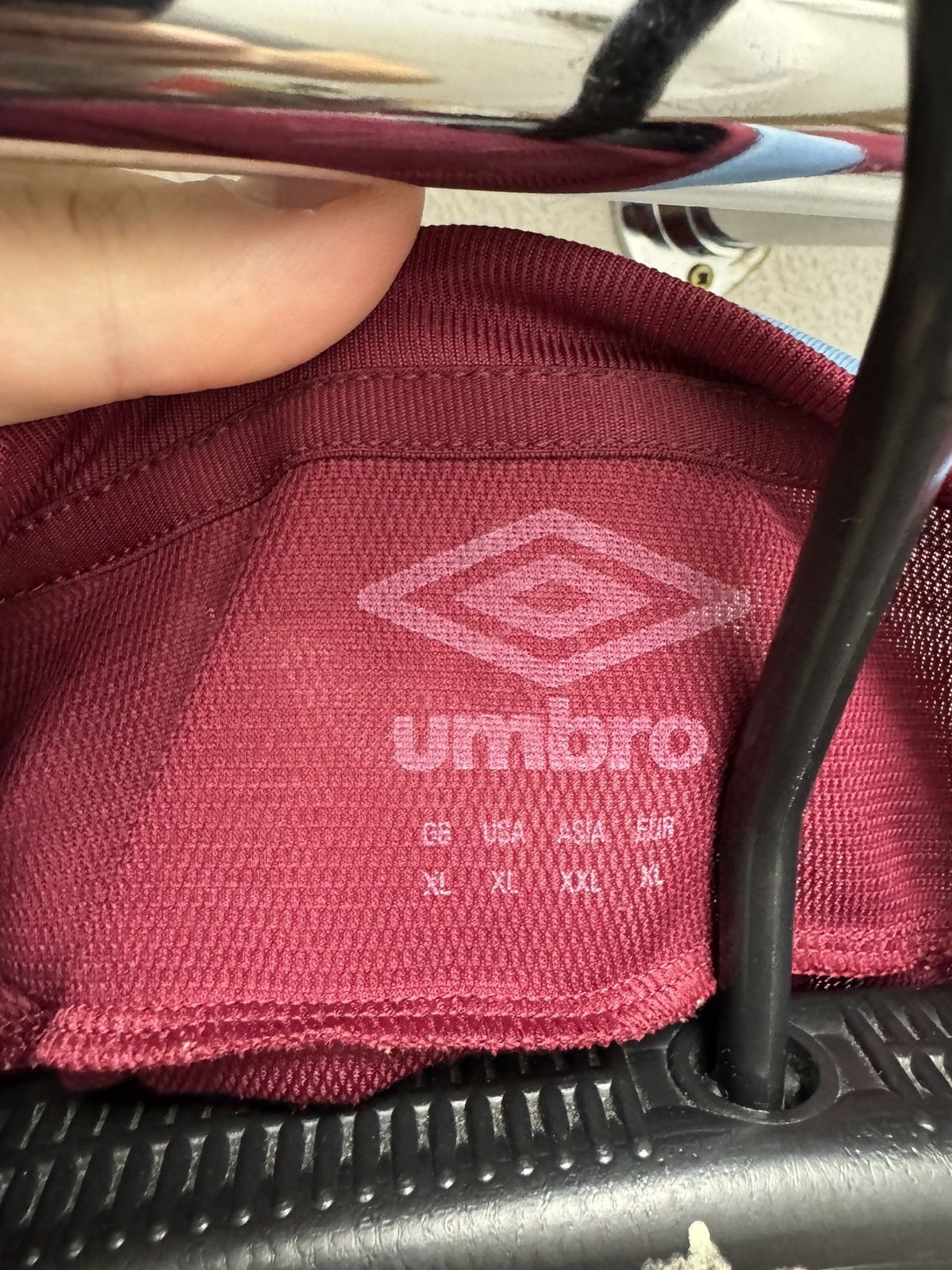 Umbro WestHamUnited West Ham United Umbro soccer jersey Xl Size US XL / EU 56 / 4 - 8 Thumbnail
