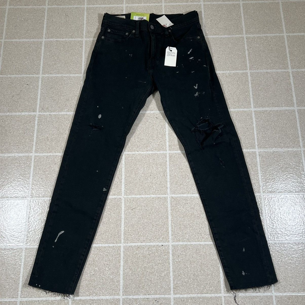 Levi's Levi's Men's 512 PREMIUM BIG E SLIM 29x32 Black Distressed Size US 29 - 1 Thumbnail