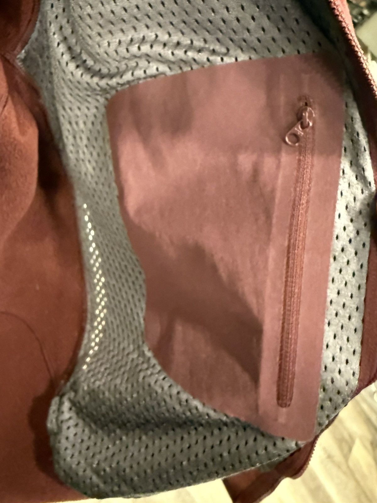Arc'teryx Arcteryx Burgundy Red Kyanite hoodie in L Size US L / EU 52-54 / 3 - 5 Thumbnail