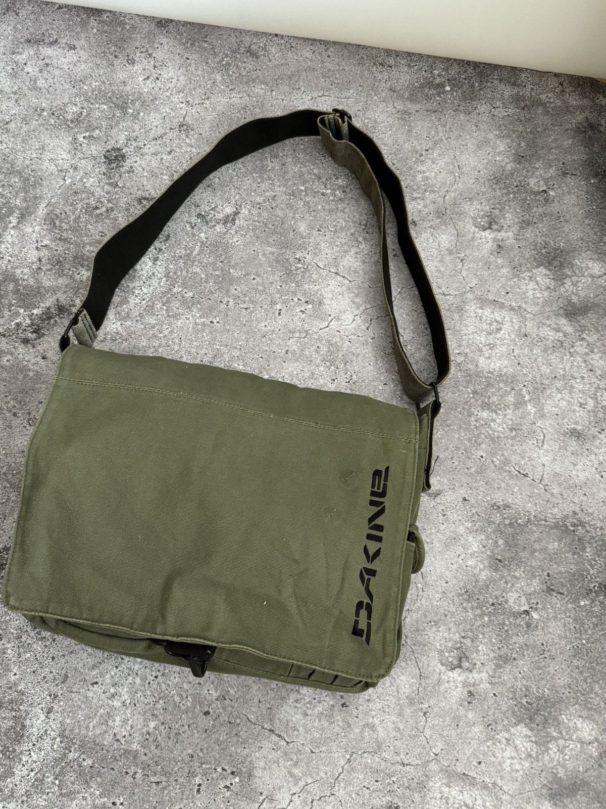 Diesel × Vintage Vintage diesel style military crossbody distressed bag Size ONE SIZE - 2 Thumbnail