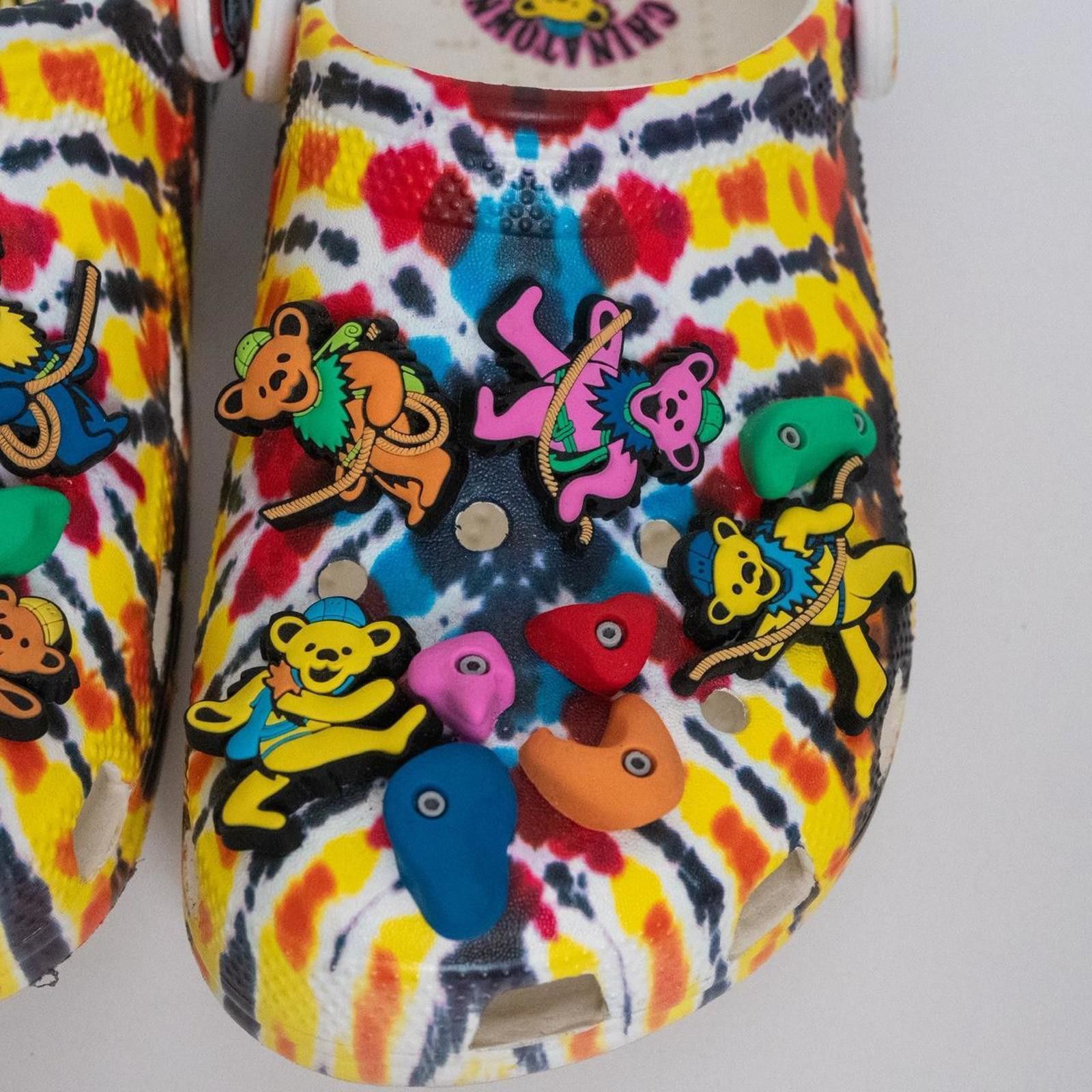 Crocs Crocs x Grateful Dead multi-coloured Clogs Size US 7 / EU 40 - 5 Thumbnail