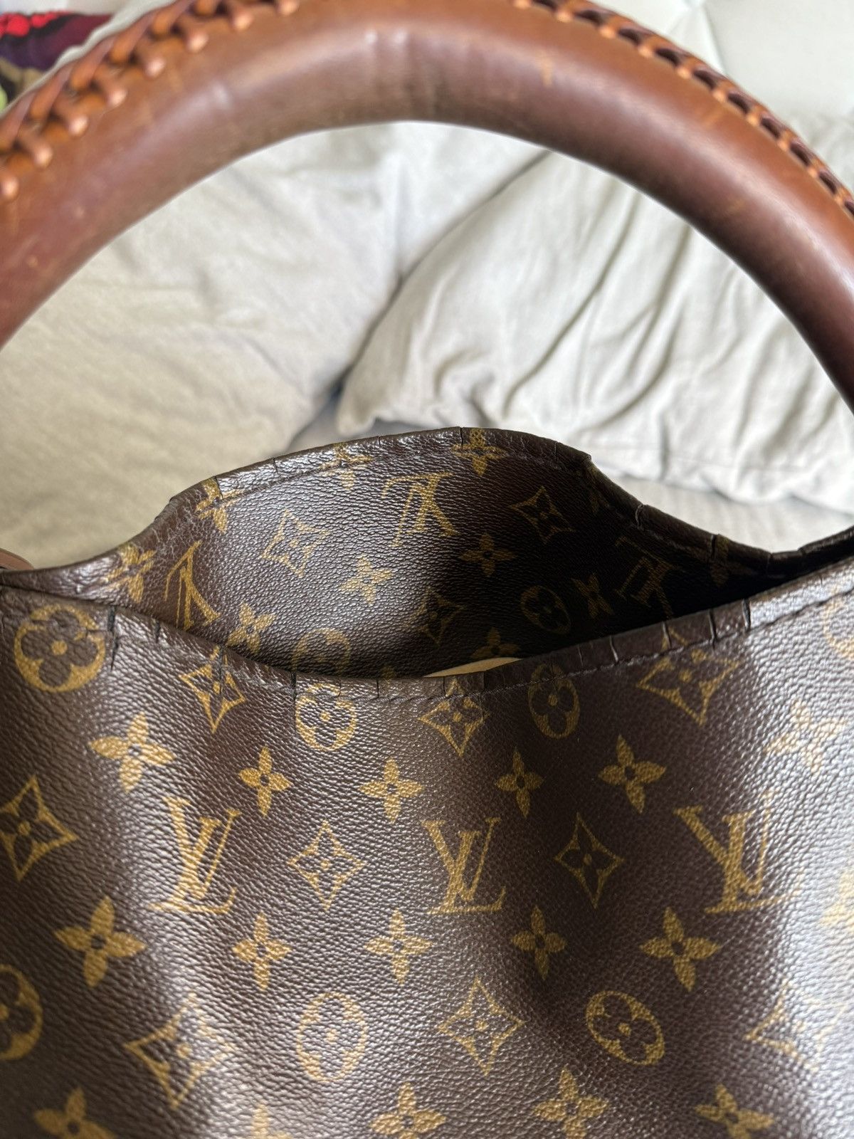 Louis Vuitton Louis Vuitton Artsy MM NM Size ONE SIZE - 4 Thumbnail