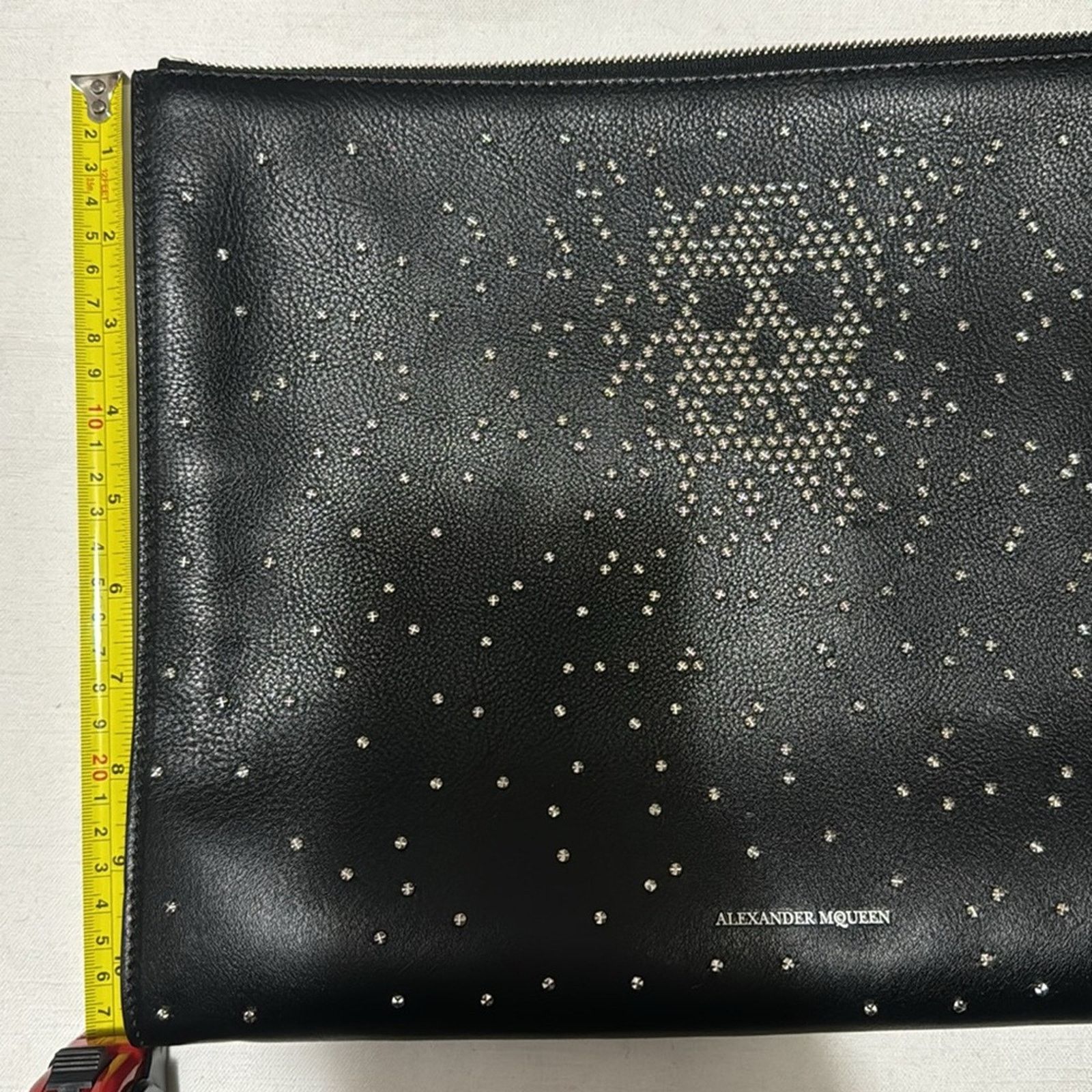 Alexander McQueen Alexander McQueen Studded Skull Pouch Size ONE SIZE - 4 Thumbnail