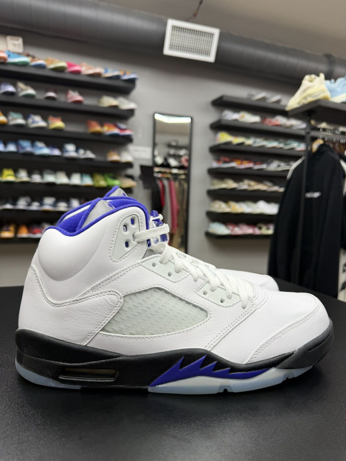Jordan Brand Size 11 - Jordan 5 Retro Dark Concord Size US 11 / EU 44 - 3 Thumbnail