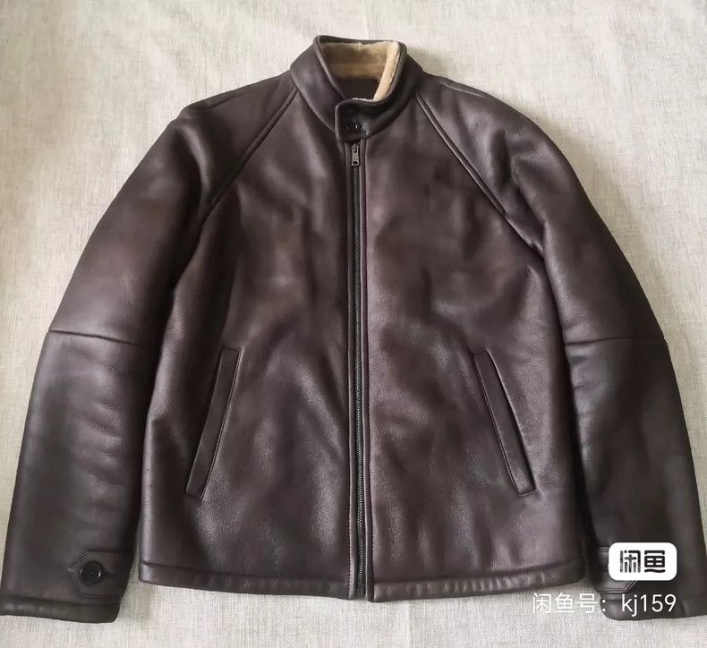Prada Prada Fur all-in-one jacket 2501-Nextarrow Size US M / EU 48-50 / 2 - 1 Thumbnail