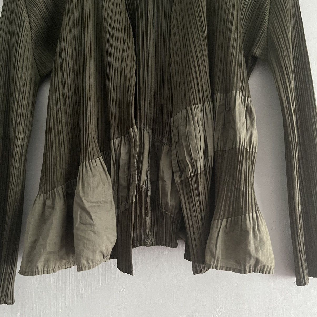 Pleats Please Issey Miyake Pleats Please Cardigan Size ONE SIZE - 2 Thumbnail