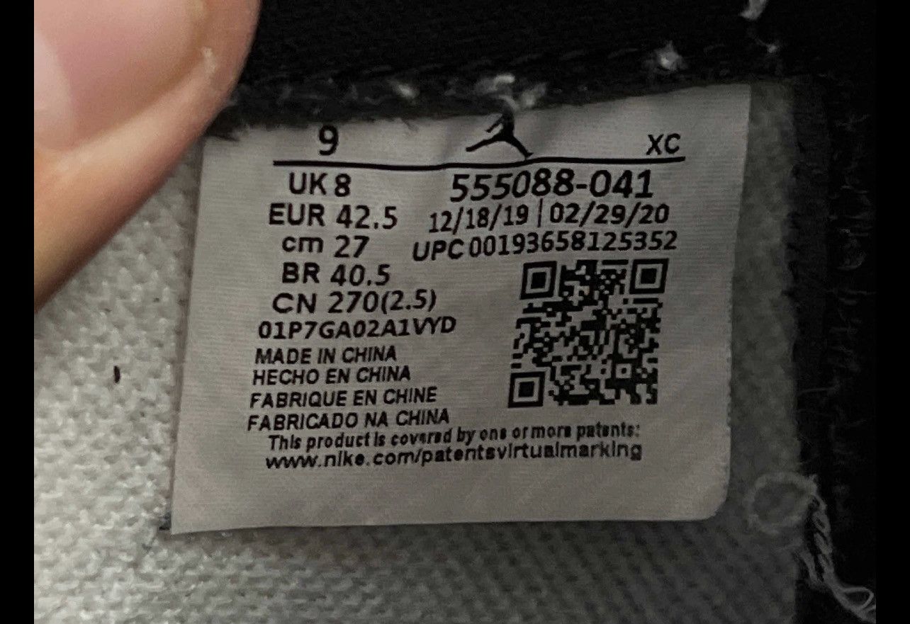 Jordan Brand Nike Air Jordan 1 Retro OG High Royal Toe Sz 9 OG ALL RARE🔥 Size US 9 / EU 42 - 10 Thumbnail