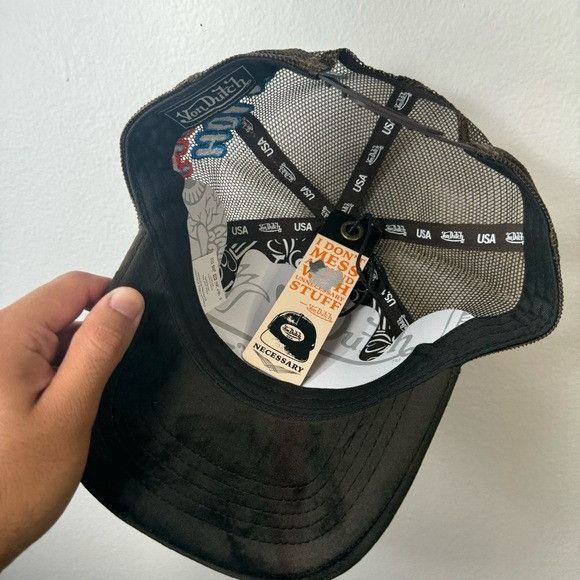Designer × Von Dutch NWT VON DUTCH BROWN VELVET HOLLYWOOD TRUCKER HAT Size ONE SIZE - 7 Thumbnail