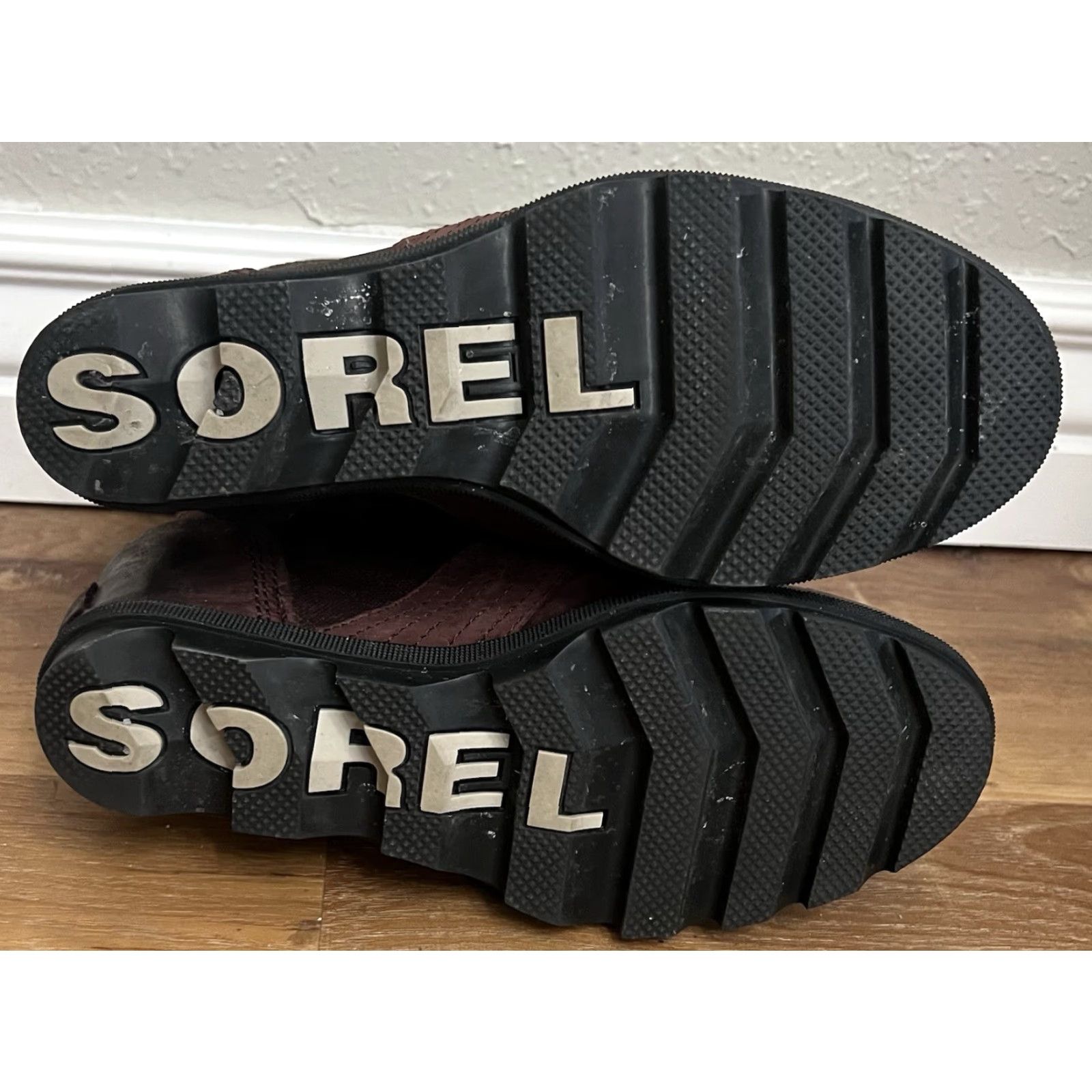 SOREL VINTAGE SOREL Lexie Boot Wedge Women 8 Red Wine Nubuck Waterproof Rubber Heel Wedge Boot Girls Womens Shoes/Burgundy Size US 8 / IT 38 - 8 Thumbnail