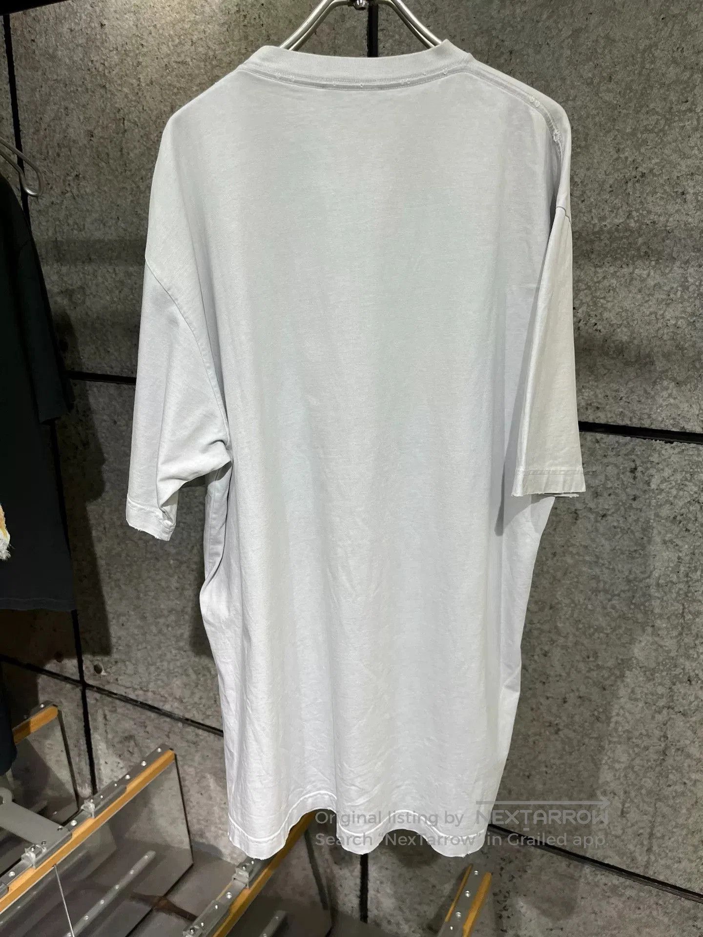 Balenciaga Balenciaga White Gray Letter XS Top. Size XS / US 0-2 / IT 36-38 - 4 Thumbnail