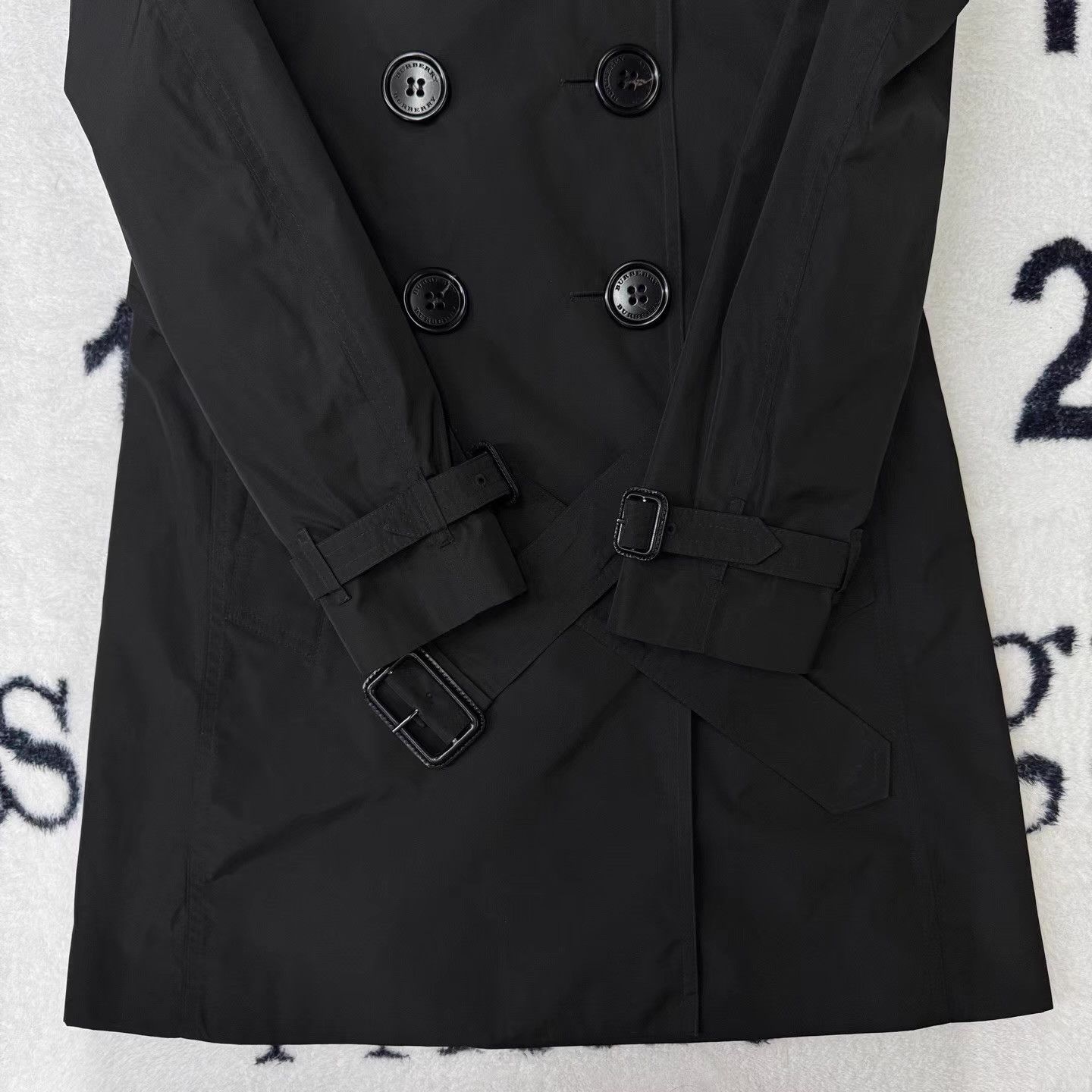 Burberry Burberry Kensington Black Trench Coat Q10 Size US L / EU 52-54 / 3 - 2 Thumbnail