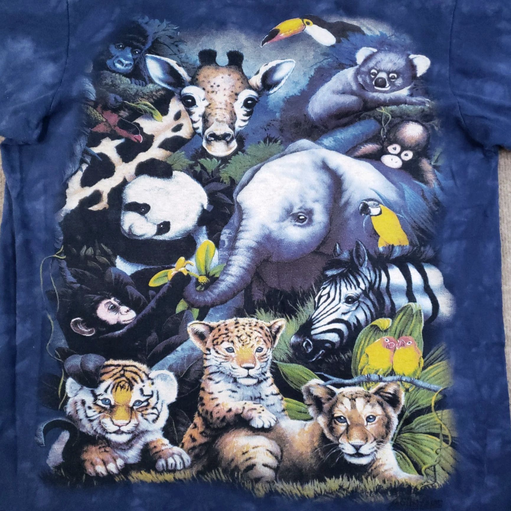 The Mountain VINTAGE The Mountain Shirt Mens Medium Blue Tie Dye Panda Elephant Animals Nature Size US M / EU 48-50 / 2 - 2 Thumbnail