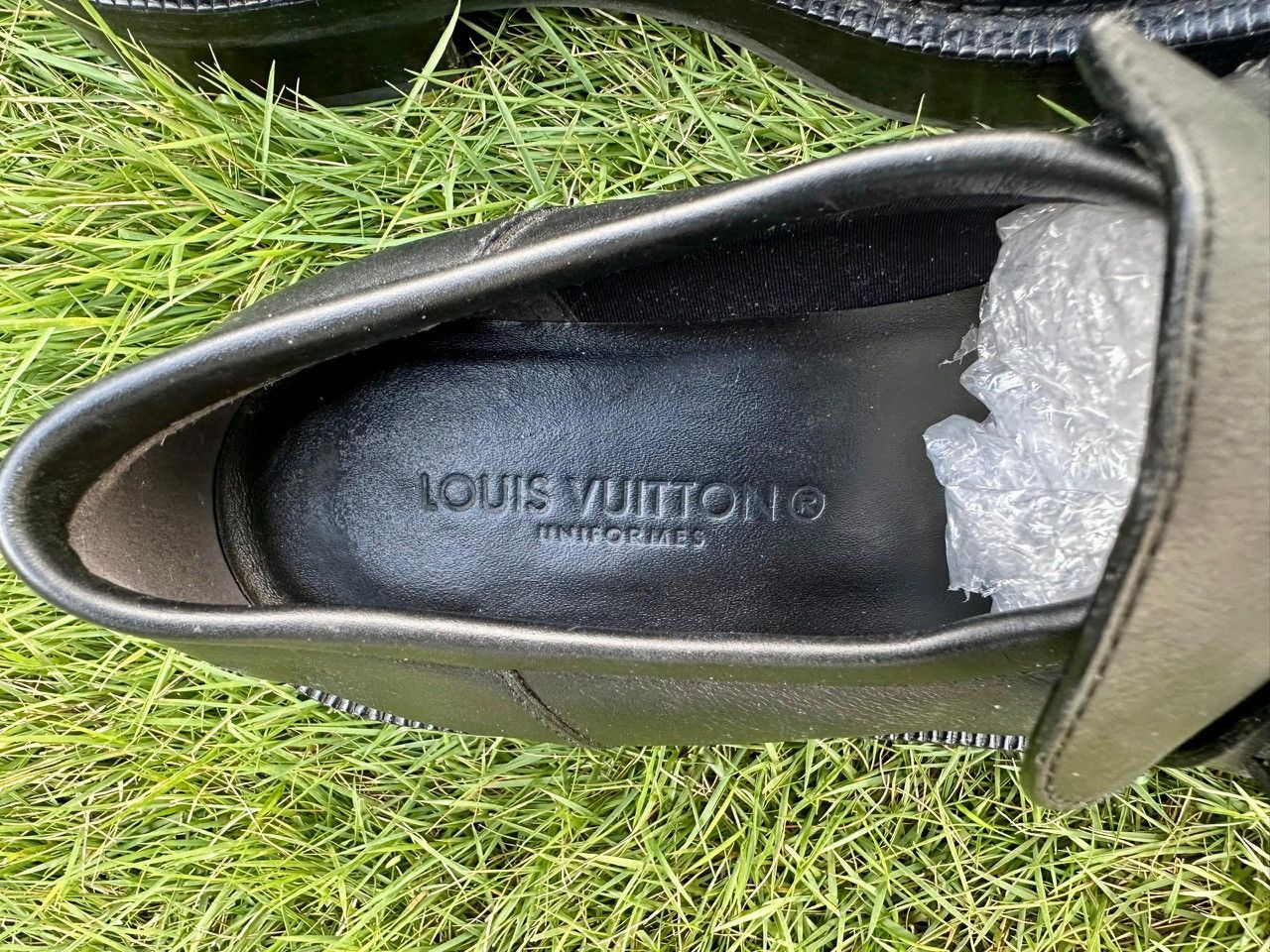 Louis Vuitton Authentic Louis Vuitton Oversized Chain Academy Flat Loafers Size US 5 / EU 37 - 6 Thumbnail