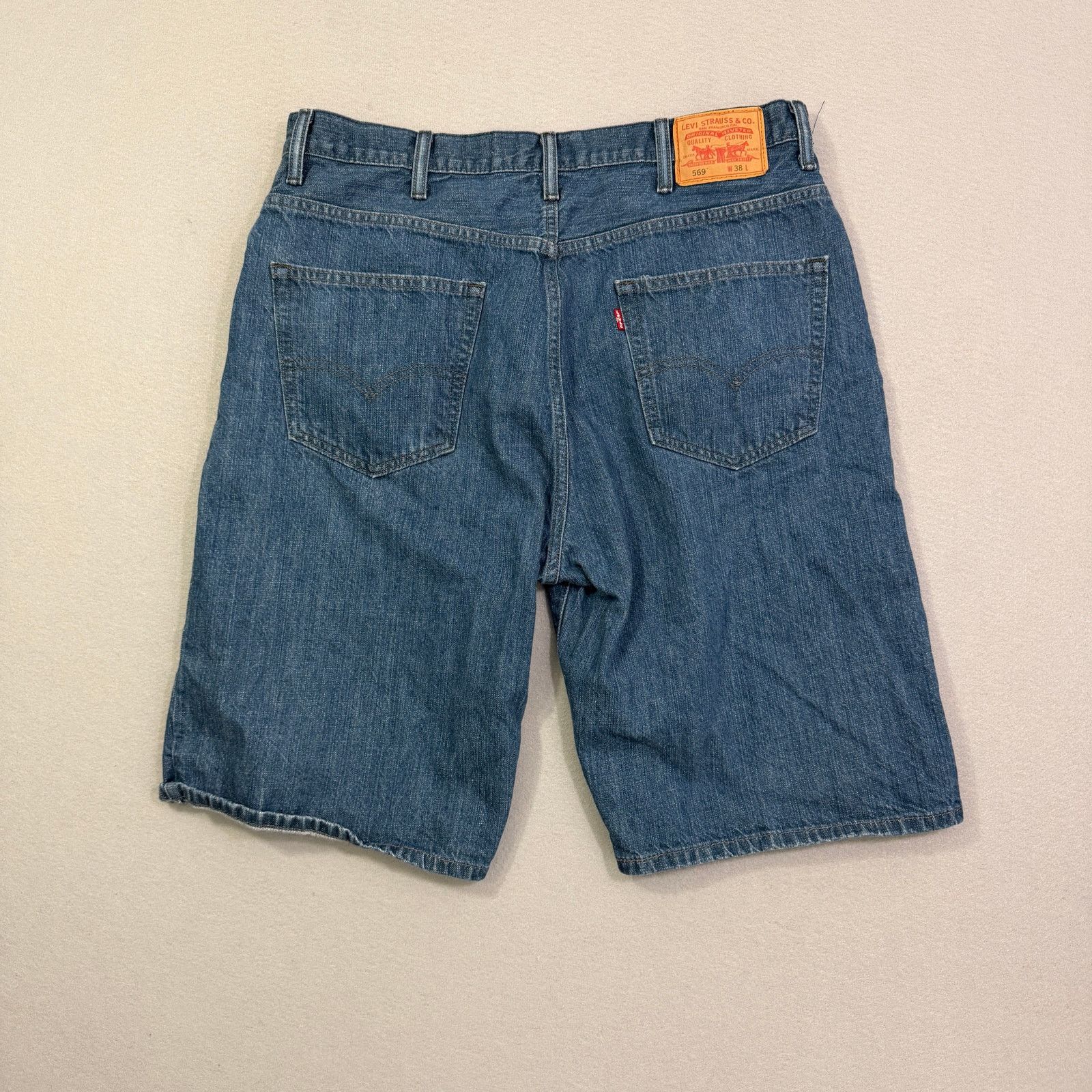 Levi's Vintage Levis 569 Jean Shorts 38 Blue 12" Inseam Baggy Size US 38 / EU 54 - 6 Thumbnail