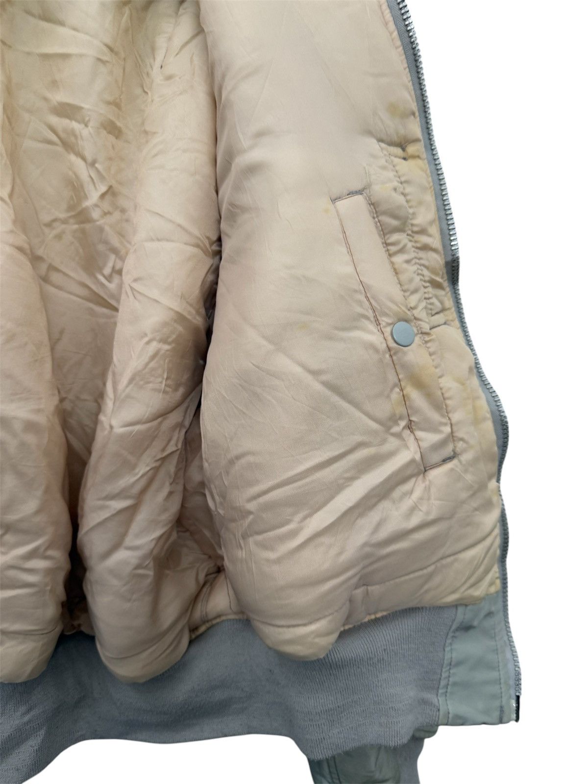 Avirex × Vintage Vintage Avirex USAF ARTIC BOMBER JACKET IDEAL ZIPPER Size US L / EU 52-54 / 3 - 6 Thumbnail