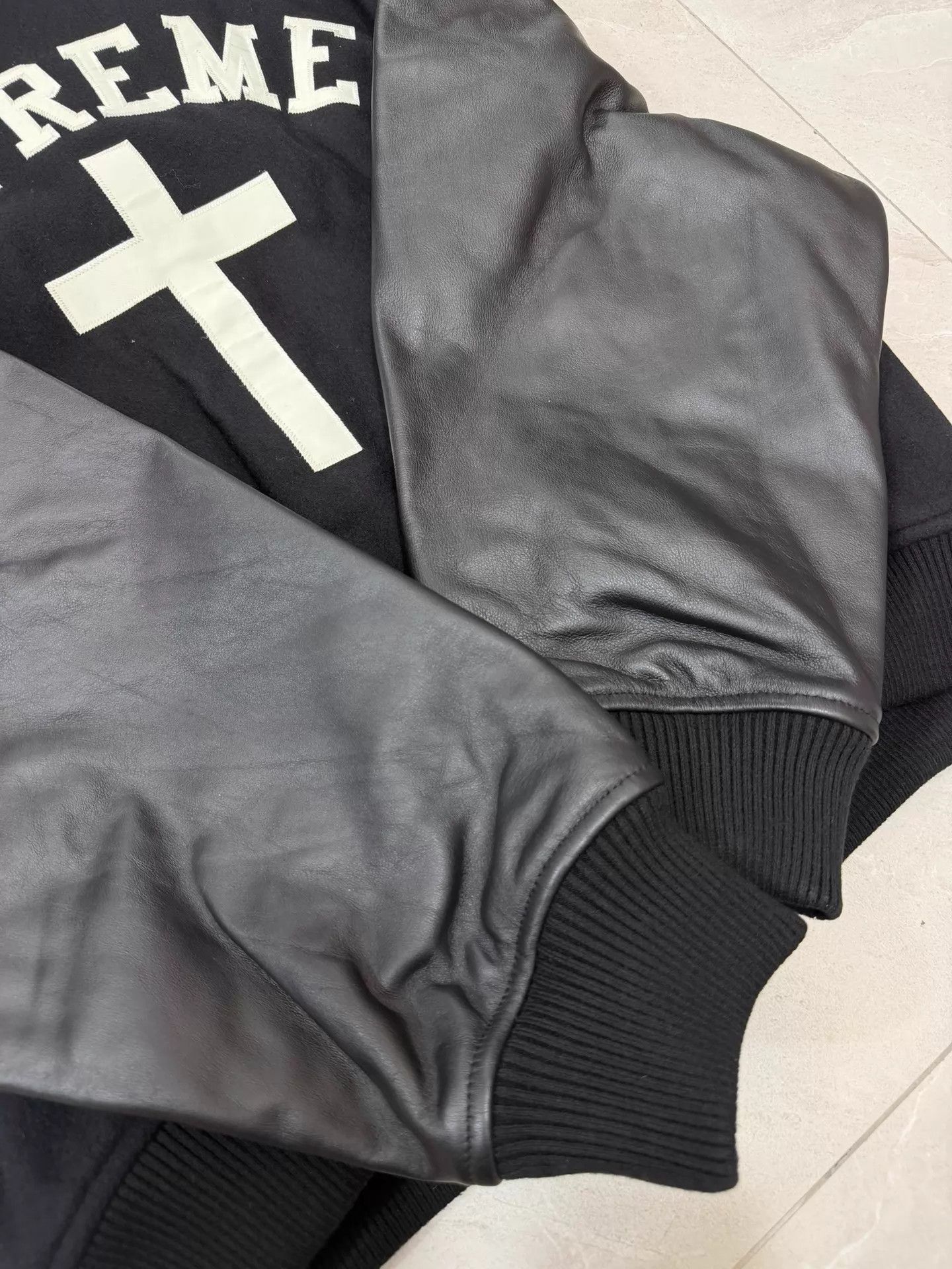 Supreme Supreme SS26 WEEK7 Cross Varsity Jacket Black L Size US L / EU 52-54 / 3 - 6 Thumbnail