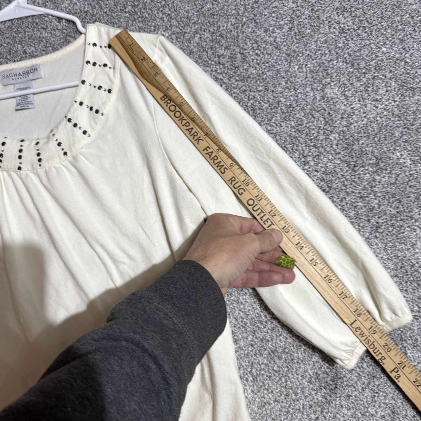 Vintage Sag Harbor Blouse Women L Sequins Embellished Top 3/4 Sleeve Round Neck Ivory Cotton Spandex Office Workwear Y2K Inspired Size L / US 10 / IT 46 - 4 Thumbnail
