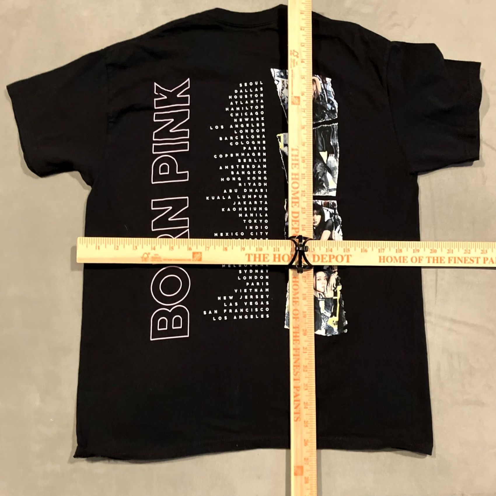 Born VINTAGE Blackpink Born Pink World Tour Double Sided Concert T Shirt Medium Men Size US M / EU 48-50 / 2 - 6 Thumbnail
