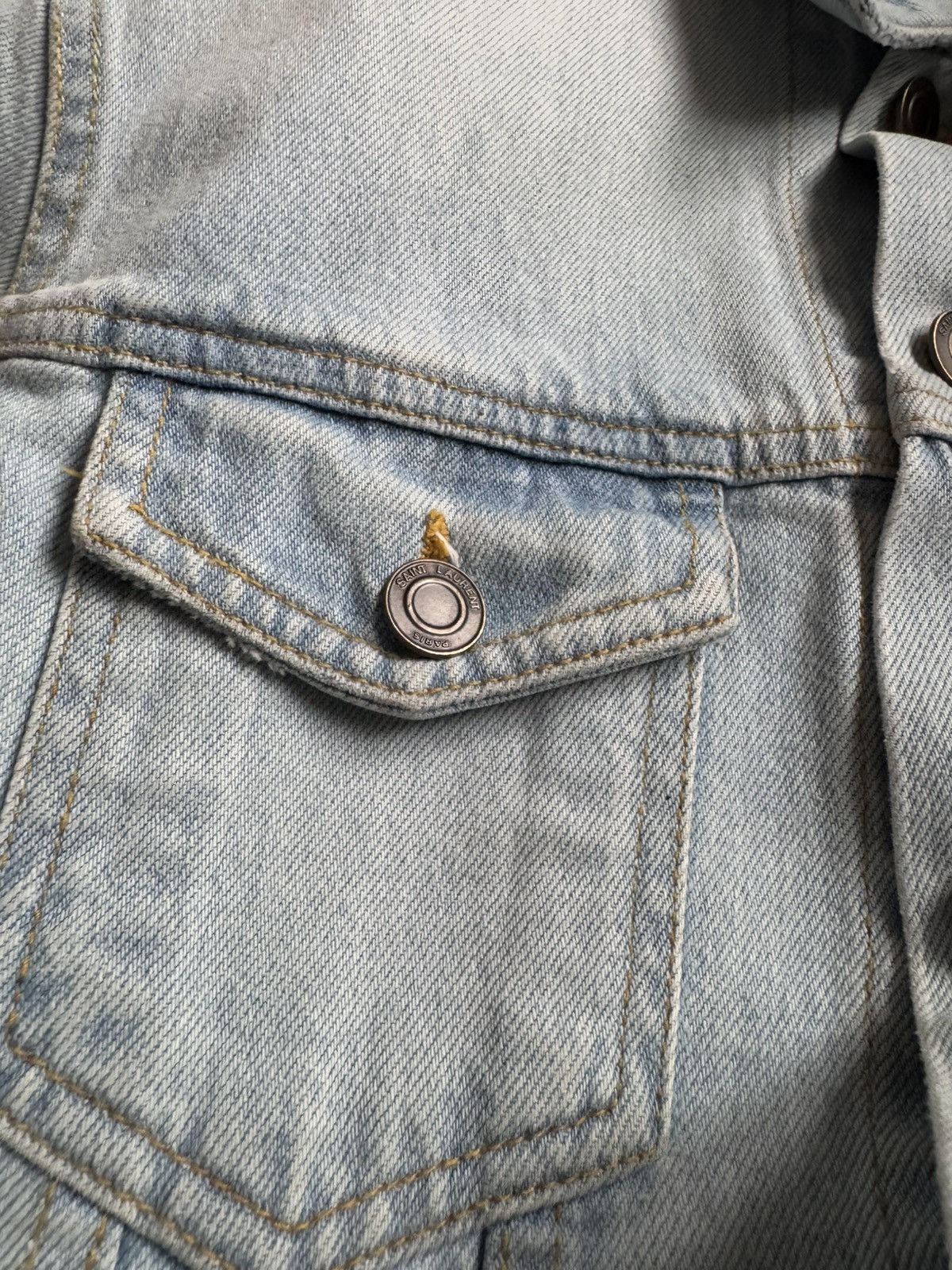 Saint Laurent Paris SAINT LAURENT denim jacket sizes in photos BY TAPE MEASURE Size US XS / EU 42 / 0 - 11 Thumbnail