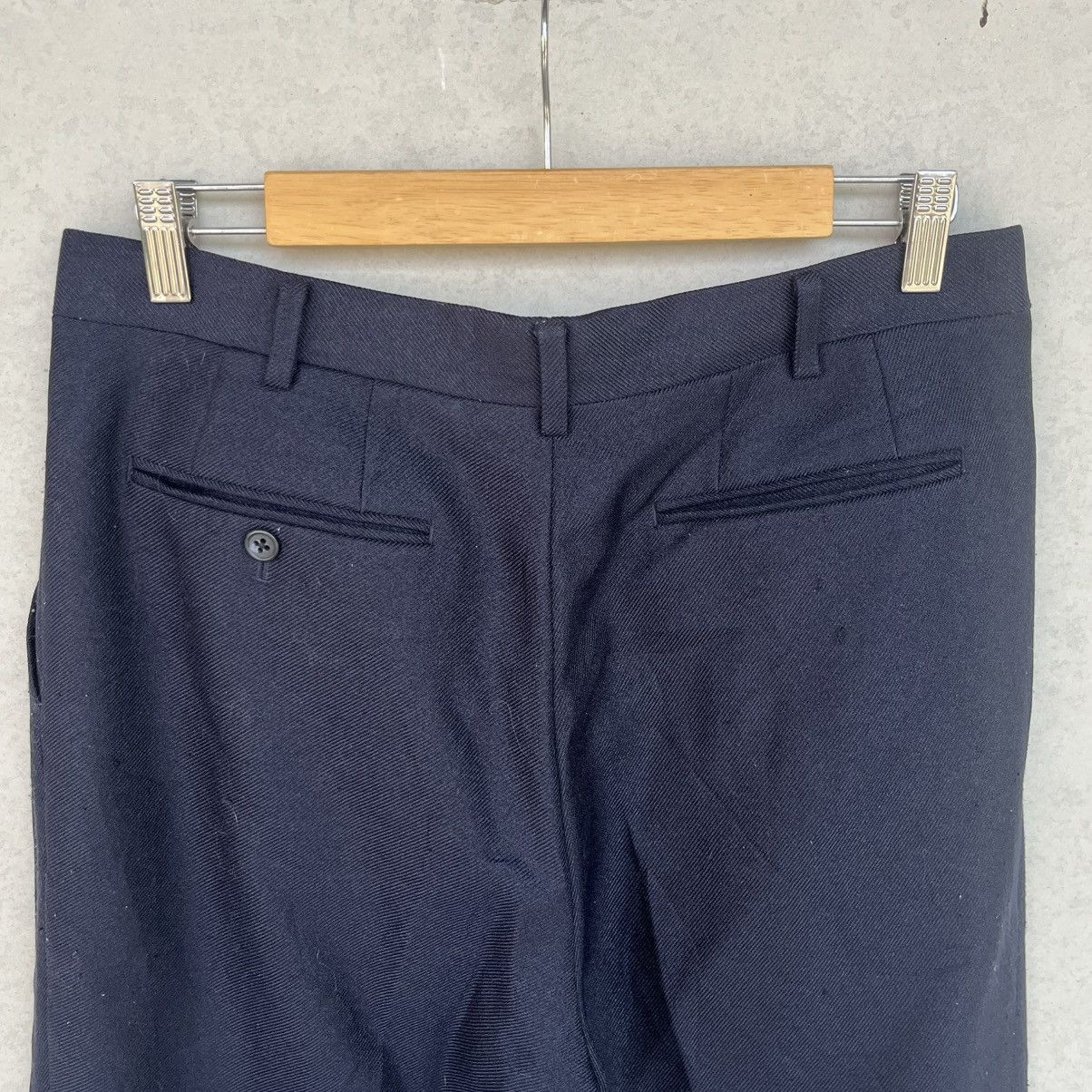 Other Vintage Navy Blue Pleated Trousers With A Relaxed Fit Size S Size US 26 / EU 42 - 6 Thumbnail