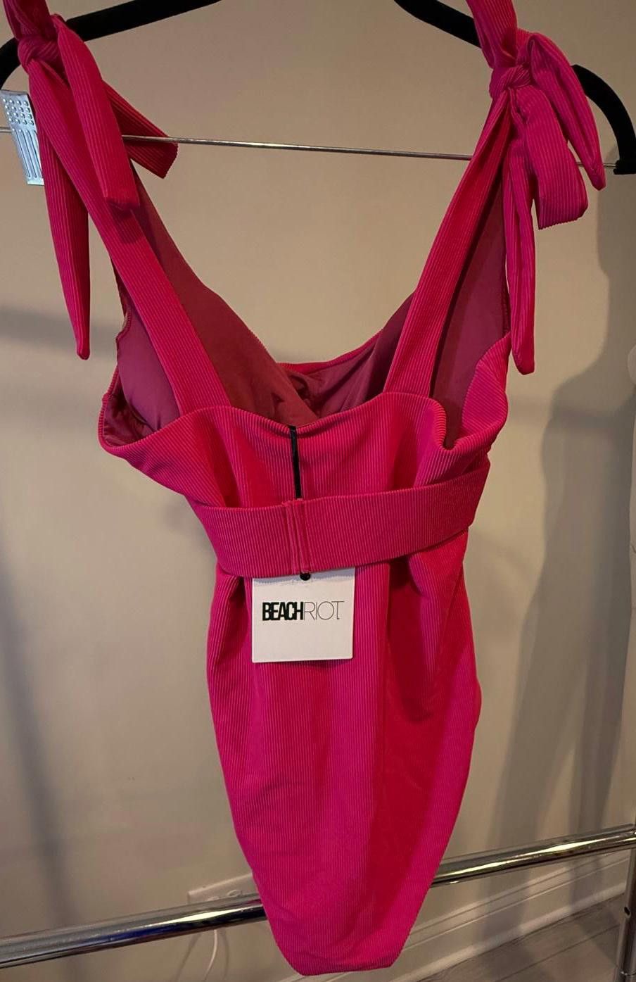 Designer BEACHROT Pink Ribbed One-Piece Swimsuit, Size XL Size ONE SIZE - 4 Thumbnail