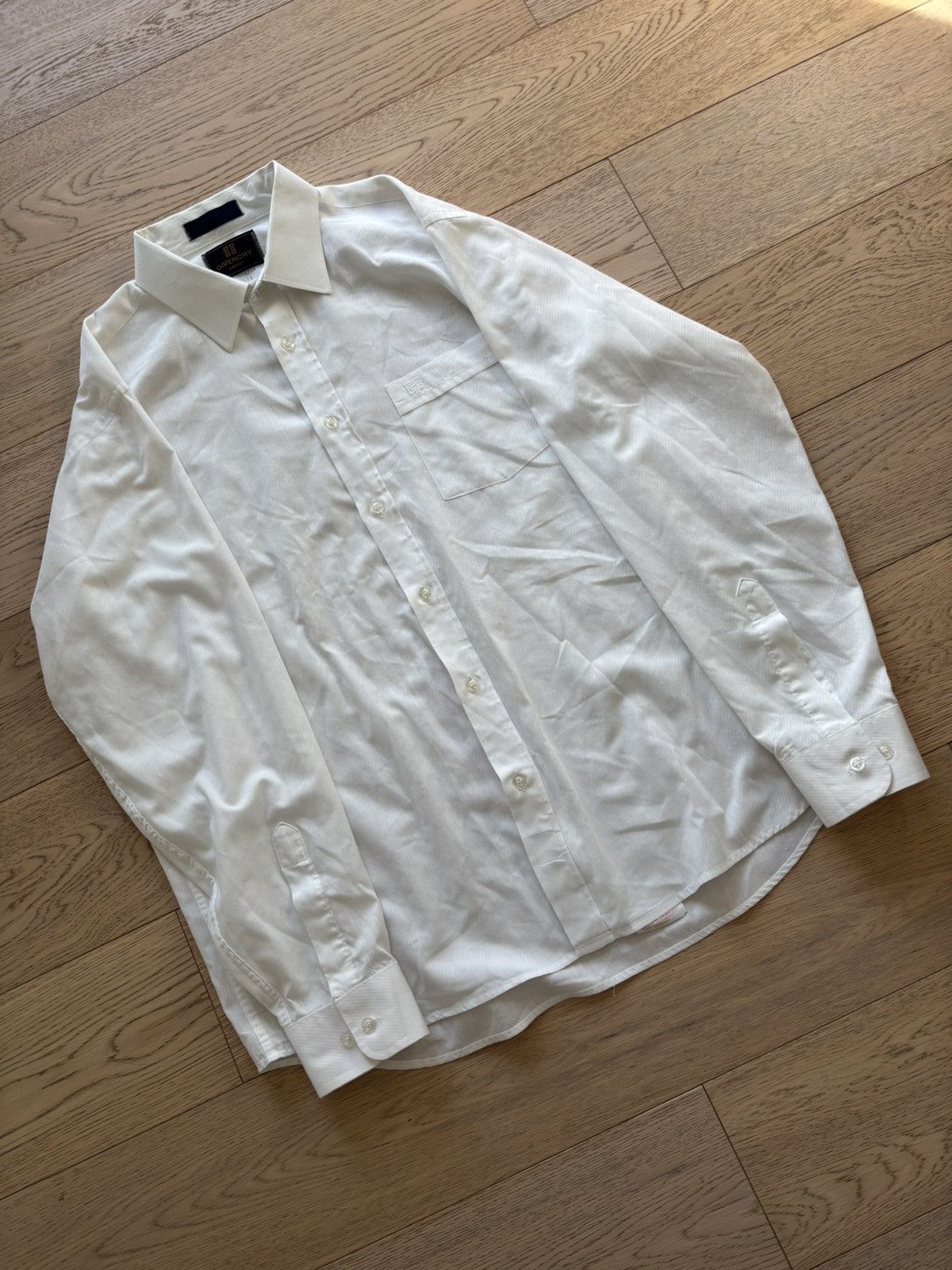 Givenchy Givenchy Monsieur Logo Embroidered Pocket White Dress Shirt Size US L / EU 52-54 / 3 - 2 Thumbnail