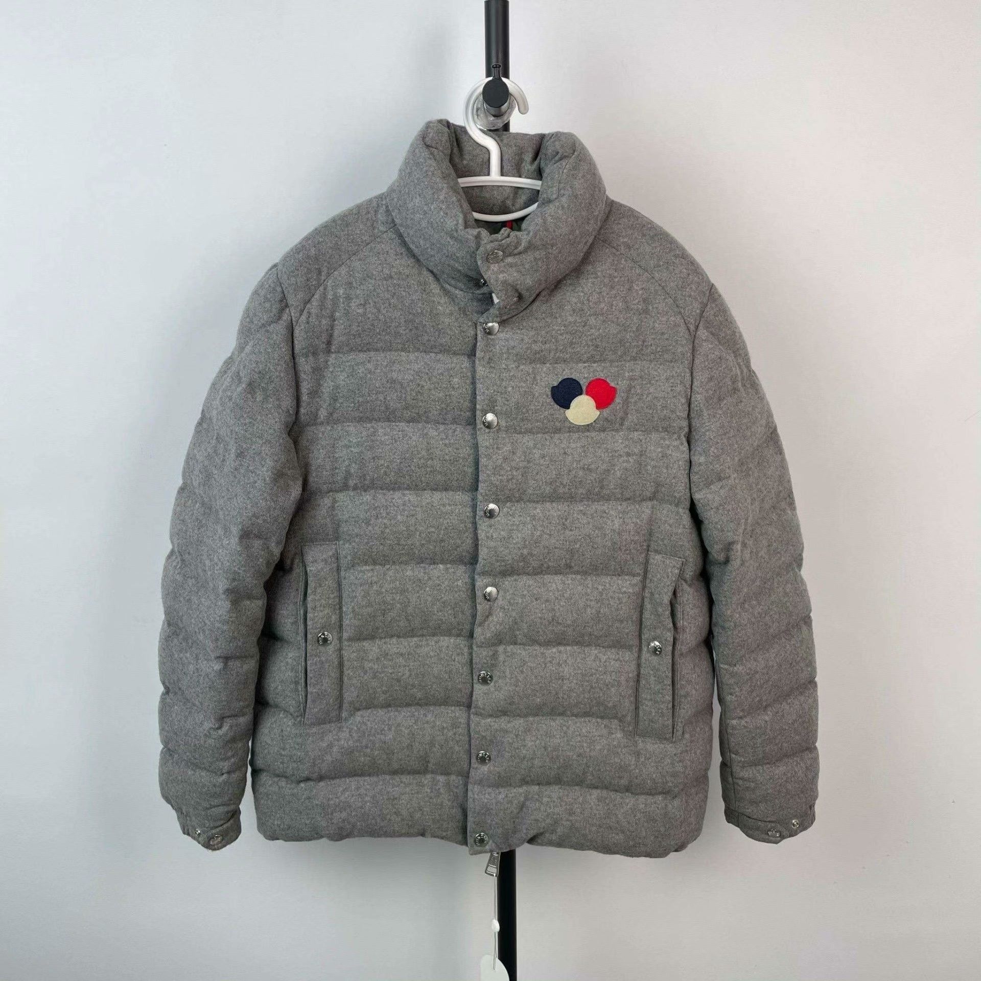 Moncler Moncler Down Gray Heavy Coat 4 Men Size US XS / EU 42 / 0 - 1 Thumbnail