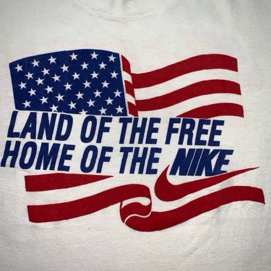 Nike VINTAGE Nike T-Shirt USA Flag Capital Challenge 90s Graphic Tee Men Medium White Unisex Crew Neck Short Sleeve USA 80s 70s 90s Sportswear/Beach Size US M / EU 48-50 / 2 - 2 Thumbnail