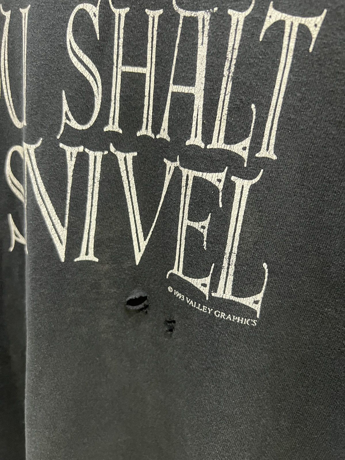 Vintage 90s VINTAGE THRASHED FADED VALLEY GRAPHICS DISTRESSED TEE Size US XL / EU 56 / 4 - 9 Thumbnail