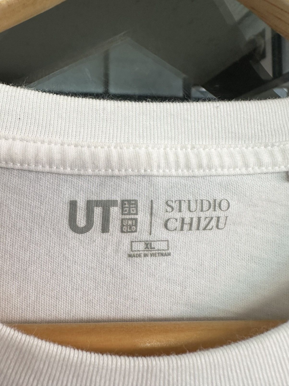Anime The Girl Who Leapt Through Time Studio Chizu X Uniqlo Shirt Size US XL / EU 56 / 4 - 4 Thumbnail