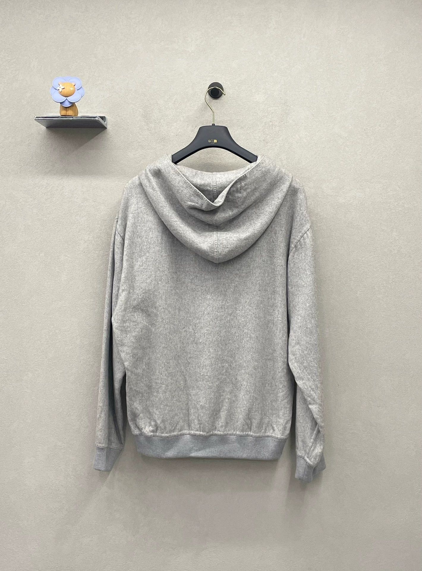 Louis Vuitton gray cashmere hoodie from louis vuitton Size US L / EU 52-54 / 3 - 2 Thumbnail