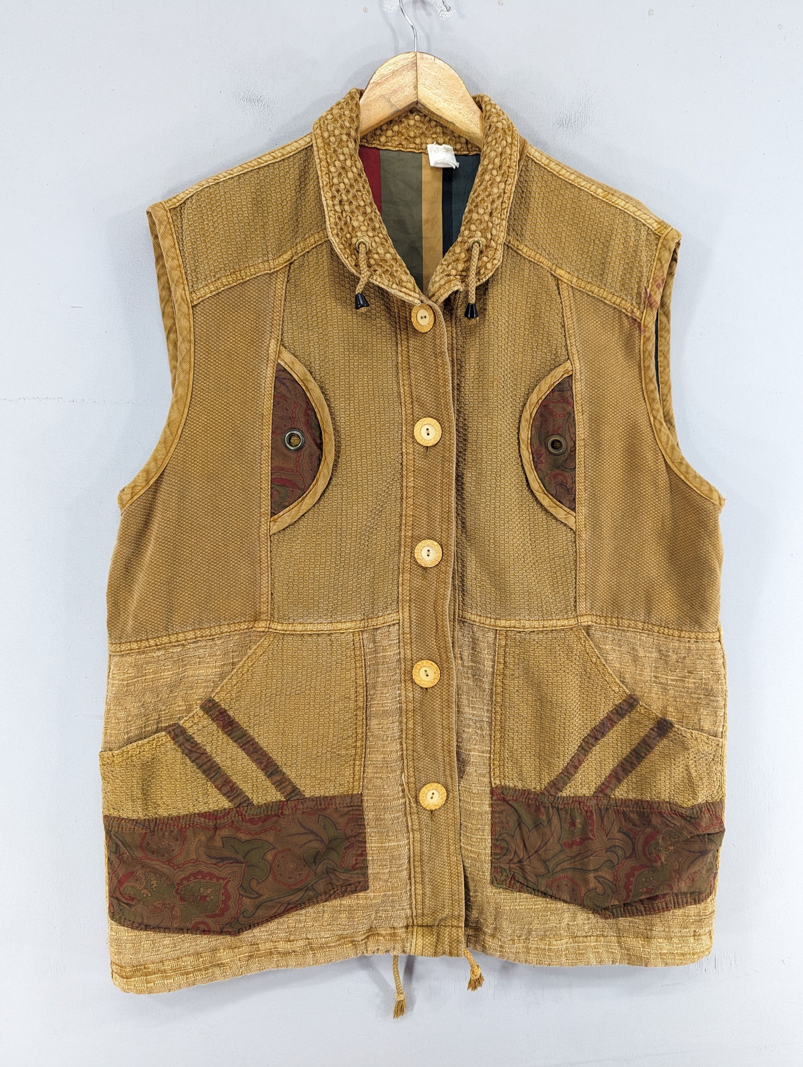 Japanese Brand Vintage Unbrand Button Ups Vest Jacket Size US L / EU 52-54 / 3 - 3 Thumbnail