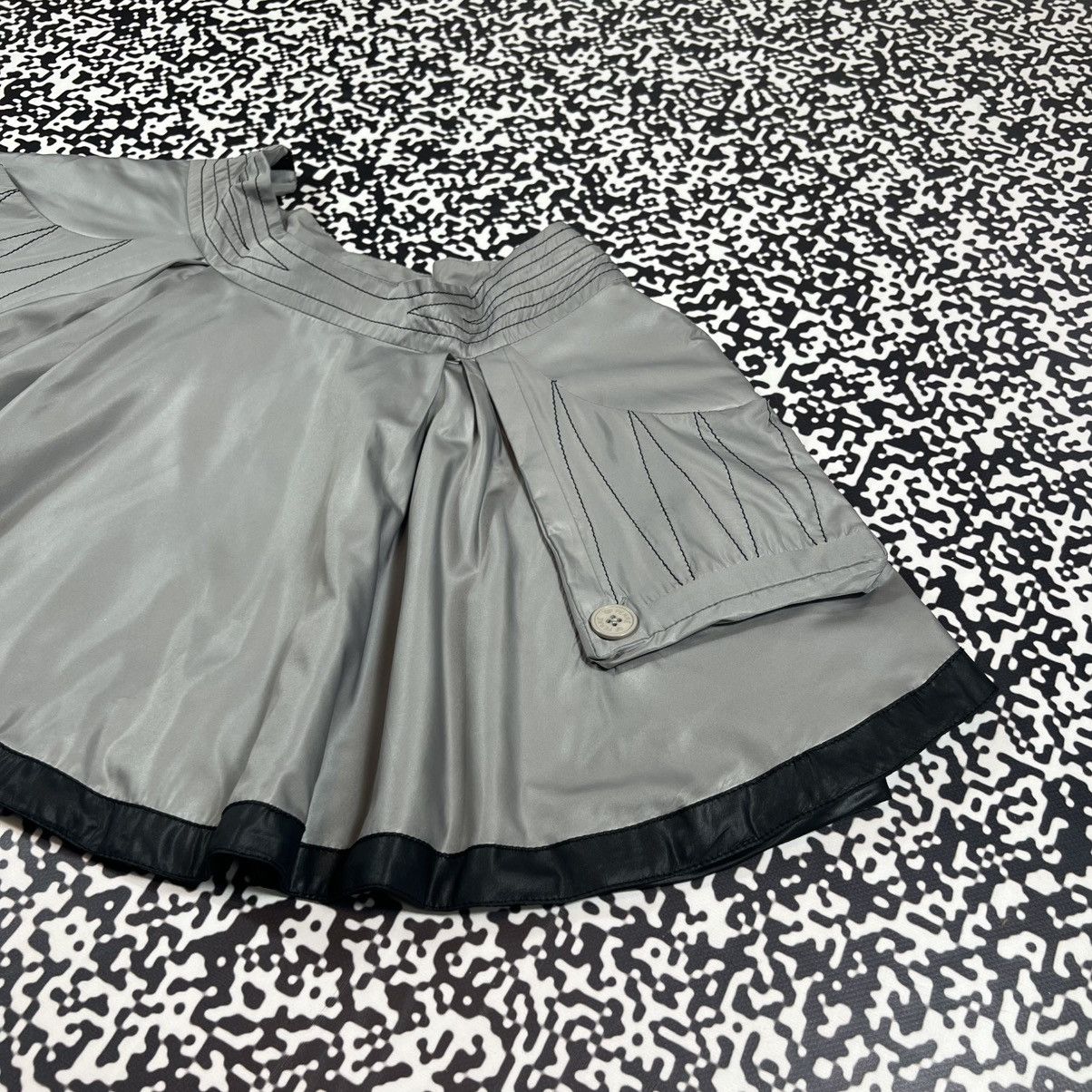 GF Ferre Vintage Y2K GF FERRE Gianfranco Flared Mini Skirt Luxury Size 26" / US 2 / IT 38 - 8 Thumbnail