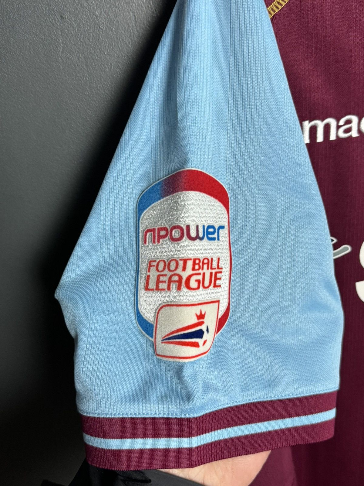 Macron West Ham United 11/12 Home Football Jersey Size US M / EU 48-50 / 2 - 6 Thumbnail