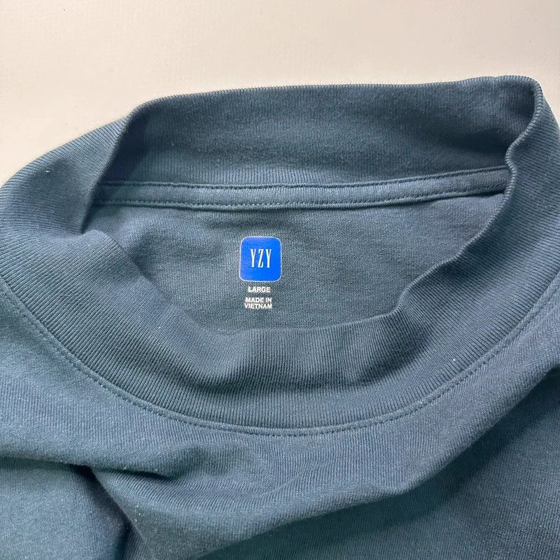 Balenciaga × Gap × Yeezy Yeezy Gap Engineered by Balenciaga Dove Longsleeve Tee Size US L / EU 52-54 / 3 - 4 Thumbnail