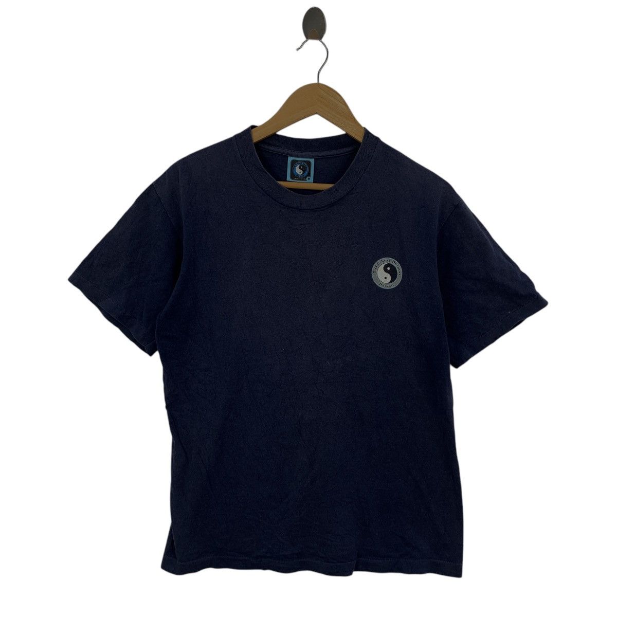 Vintage Vintage 90’ T&C SURF DESIGNS Hawaii Ying Yang Tee Shirt Size US M / EU 48-50 / 2 - 1 Thumbnail