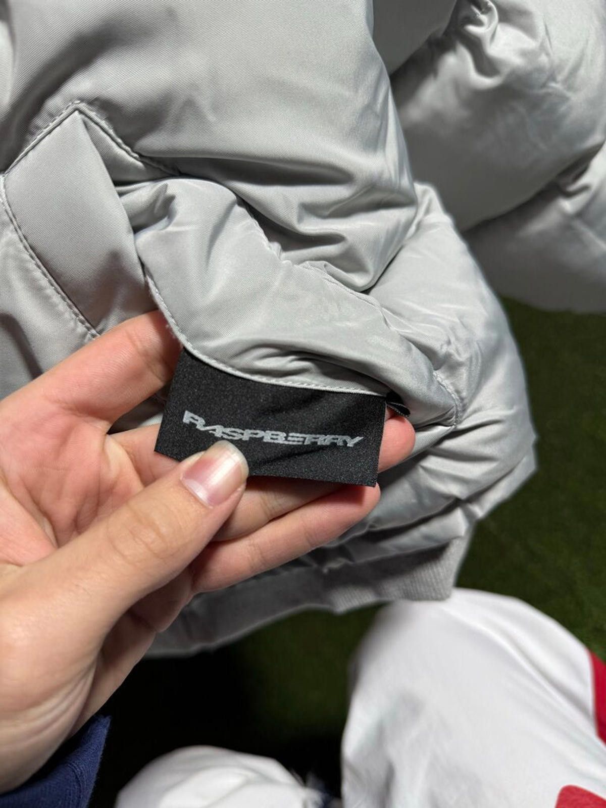 The GV Gallery GV Gallery Grey Reversible Puffer Jacket Sz. S Size ONE SIZE - 4 Thumbnail