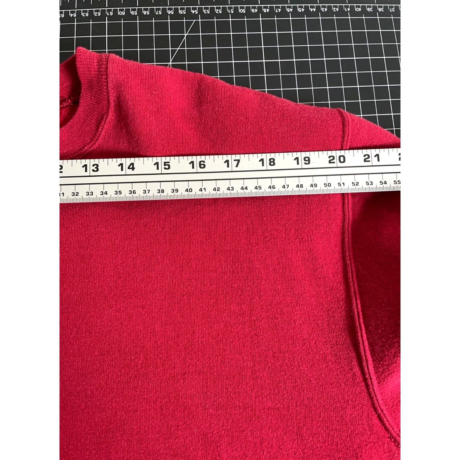 Russell Athletic VINTAGE Russell Athletic Sweatshirt Men M Red Crewneck 90s Solid 50/50 VTG Size US M / EU 48-50 / 2 - 7 Thumbnail