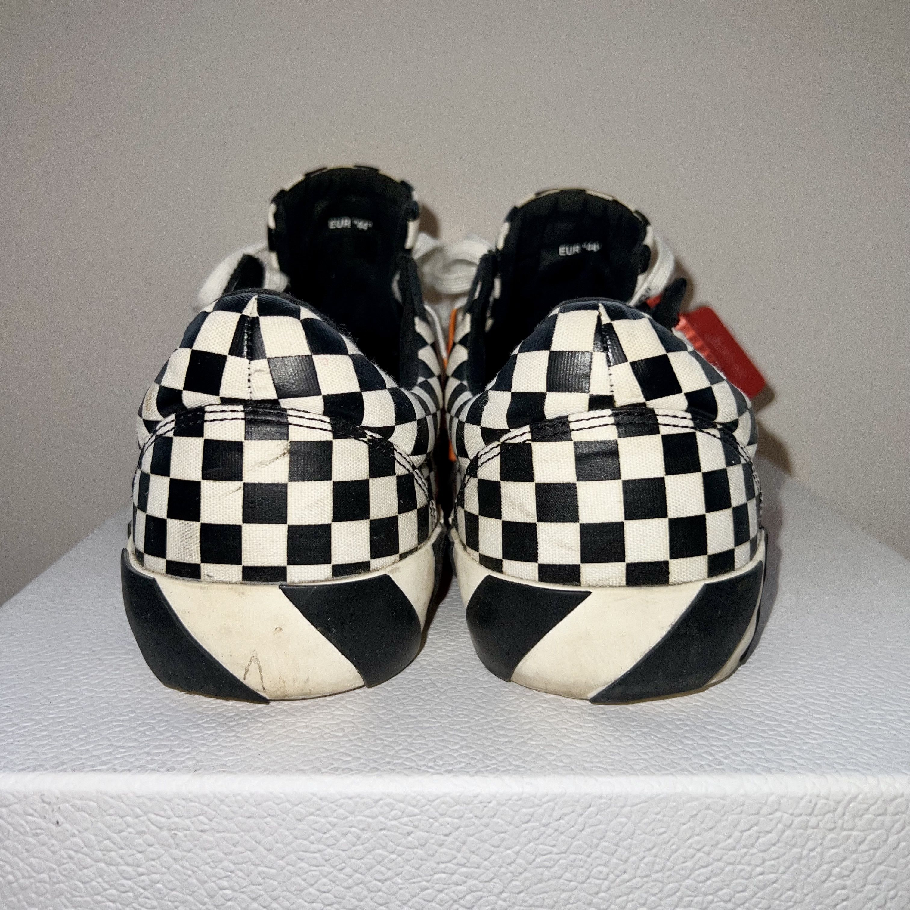 Off-White Off-White RARE Checkerboard Vulc Low Top Sneakers Size 44/11 Size US 11 / EU 44 - 7 Thumbnail