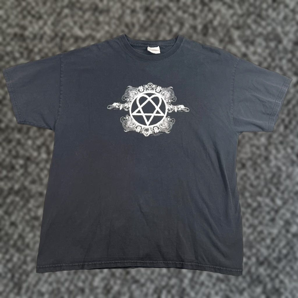 Vintage VINTAGE Y2K HIM Heartagram Skull Flowers 2006 Licensed T-Shirt XL Unisex Emo Goth Music Size US XL / EU 56 / 4 - 1 Thumbnail