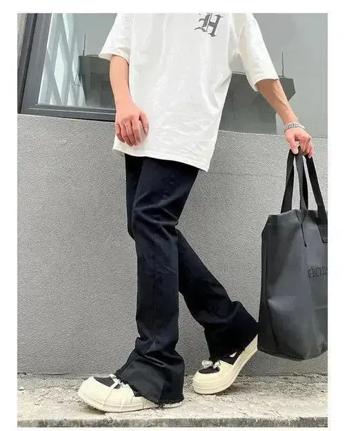 Japanese Brand Y2K Black Flared Baggy Leg Jeans Size US 32 / EU 48 - 4 Thumbnail