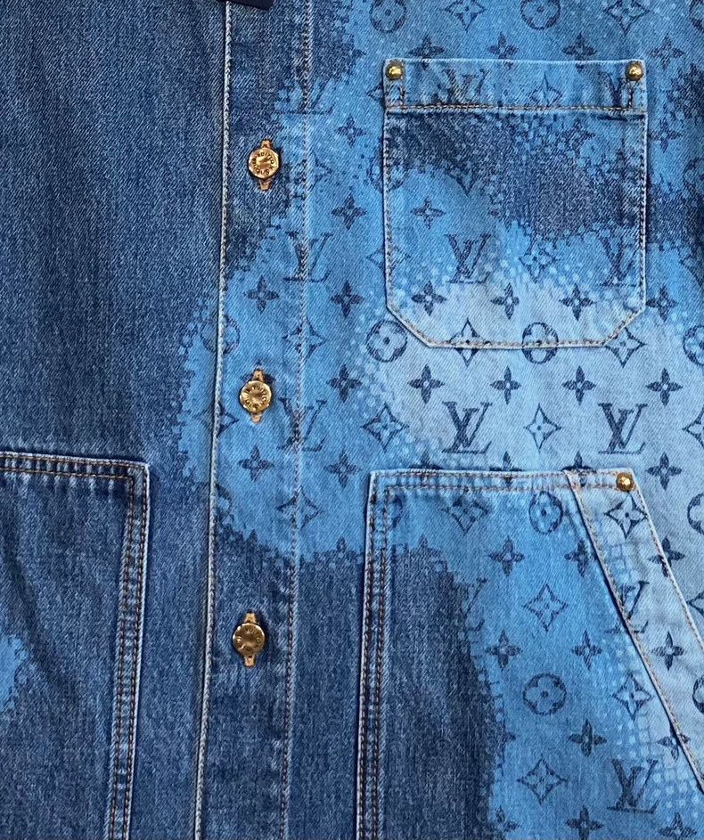 Louis Vuitton Louis Vuitton Blue printed denim short sleeve jacket 2503-N Size US S / EU 44-46 / 1 - 6 Thumbnail