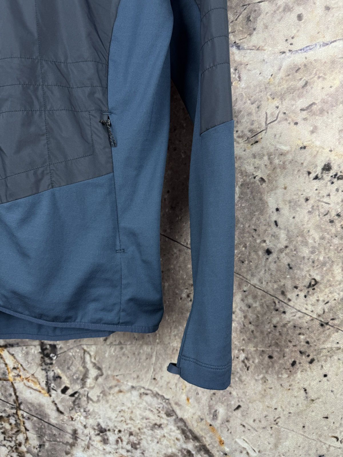 Salomon Women’s Salomon Full Zip Hooded Jacket Outdoor Size Medium Size US M / EU 48-50 / 2 - 6 Thumbnail