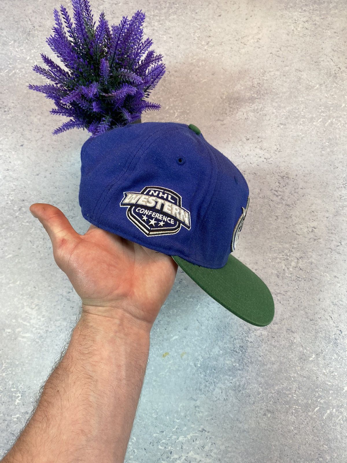 NHL × Vintage NHL Western Conference Blue SnapBack Size ONE SIZE - 3 Thumbnail