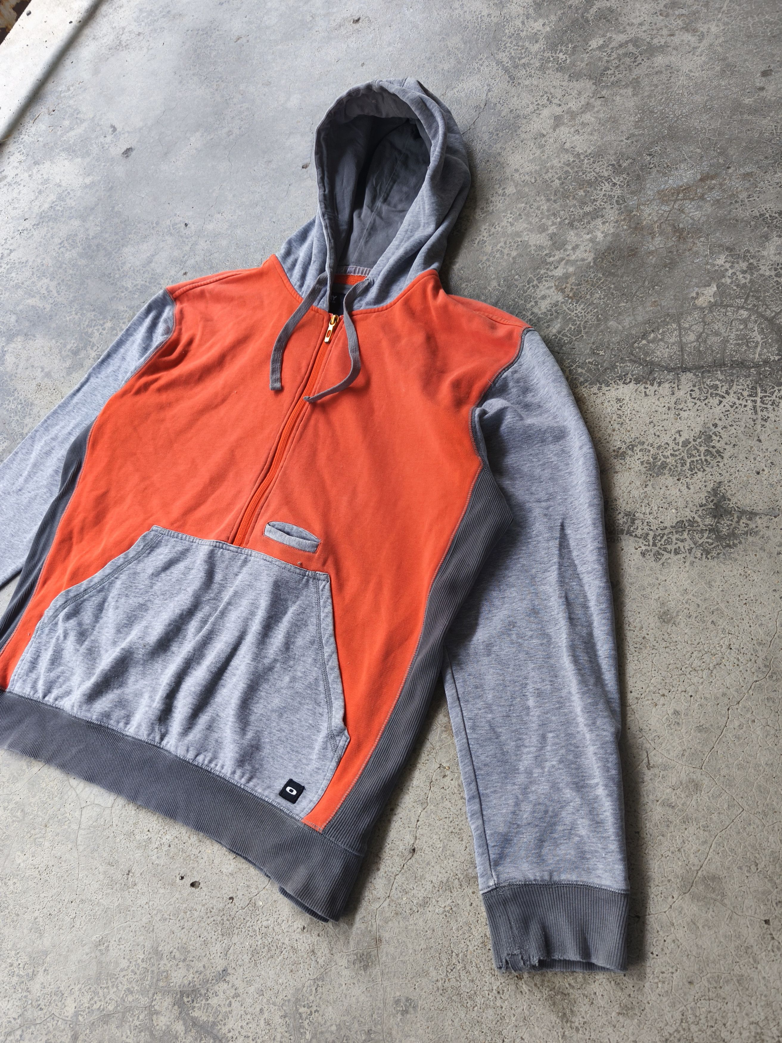 Oakley Oakley Colorblock Half Zip Hoodie Grey Orange Y2K Techwear Size US XL / EU 56 / 4 - 2 Thumbnail