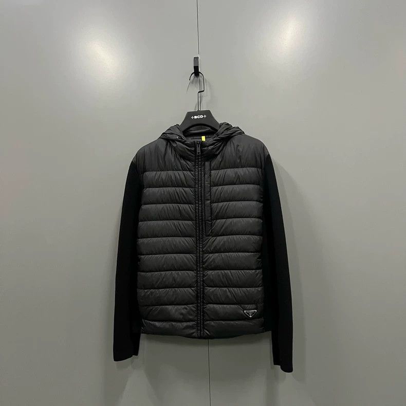 Prada Prada Black Hooded Jacket with Triangle Logo Size US L / EU 52-54 / 3 - 1 Thumbnail